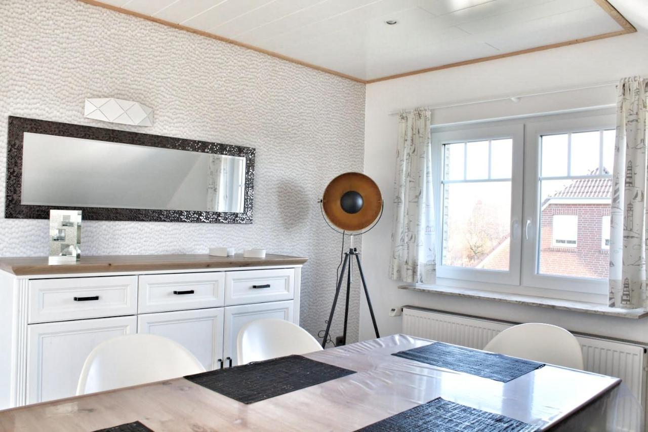 Nordsee Anker: Modern Two-Bedroom Holiday Apartment in Ostermarsch Norden Exterior photo